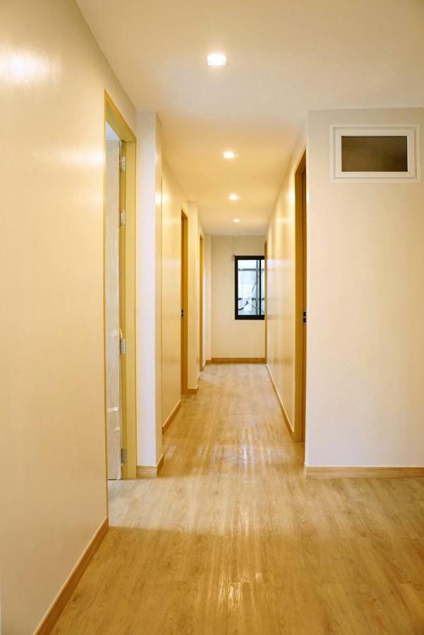 Yakthai Poshtel Bangkok Eksteriør bilde
